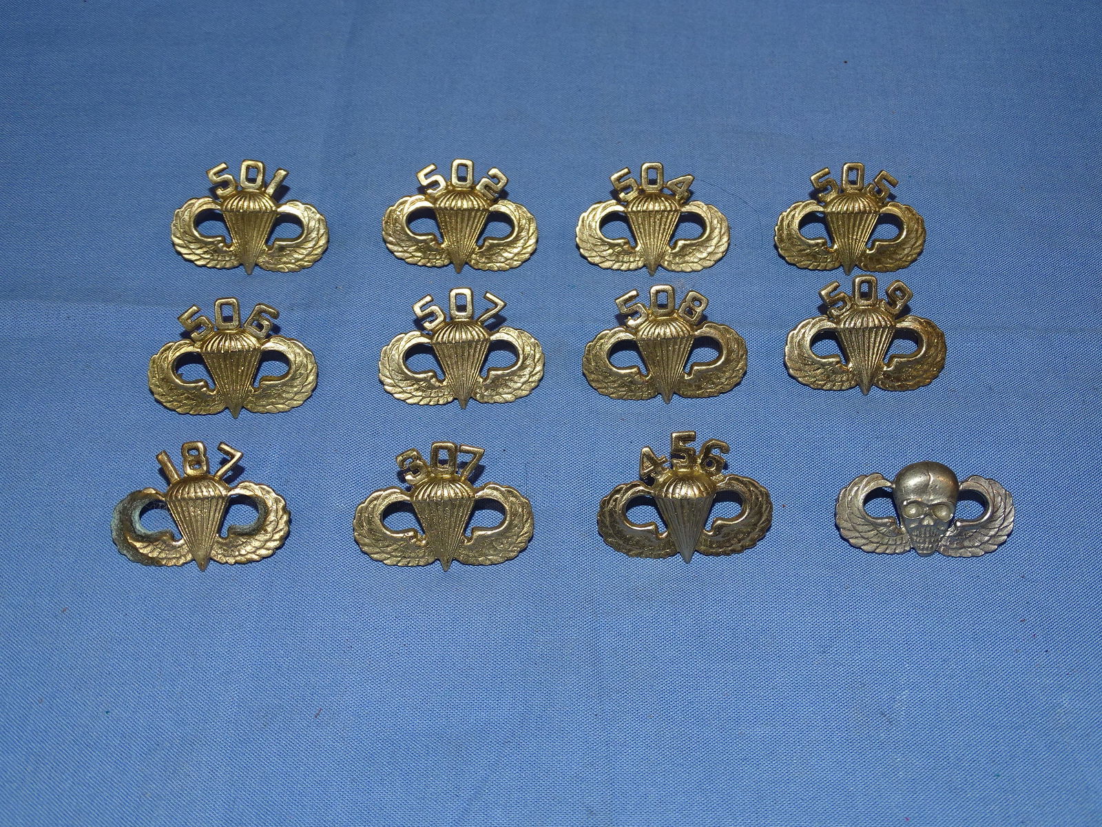 U.S. Army Airborne Paratrooper Jump Wing Lot (1 of 4)