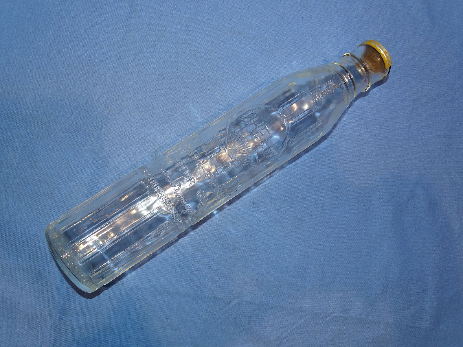Vintage Embossed Glass Oil Bottle, SHELL-PENN, 1 qt (1 of 5)