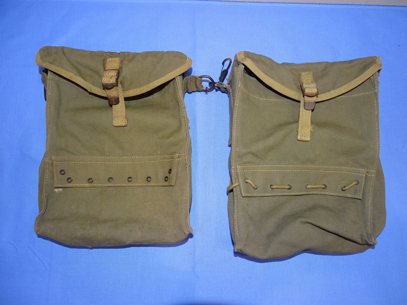 WWII COMBAT MEDIC Medical Pouch Pair (1 of 9)