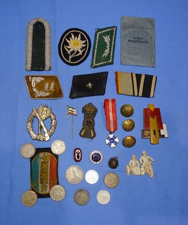 WWII German & Italian Axis Medal Badge Patch Tinnie Pin Coin Lot (1 of 7)