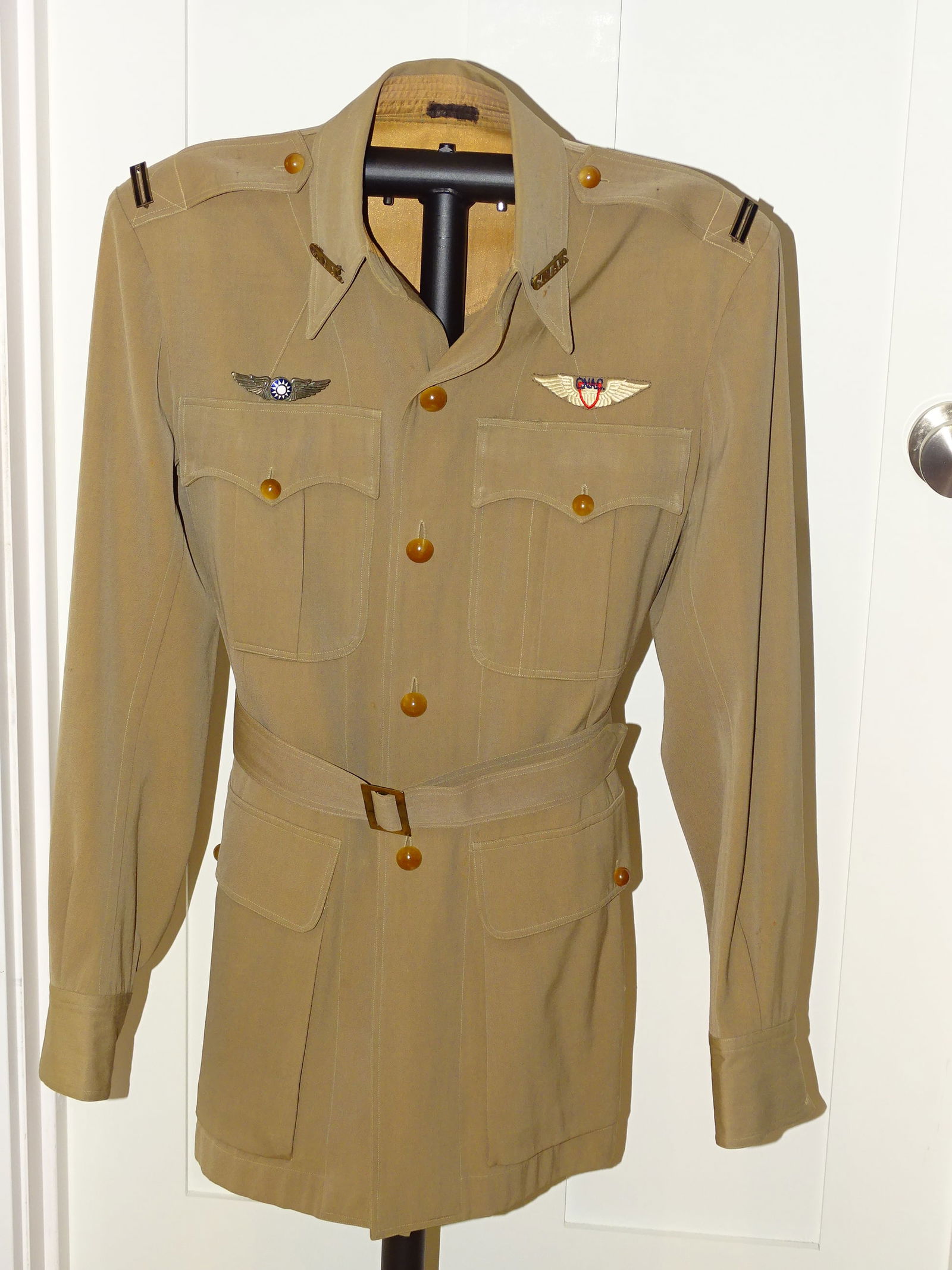 WWII Flying Tigers AVG CNAC Pilot Uniform Tunic w/ Chinese Wings (1 of 20)