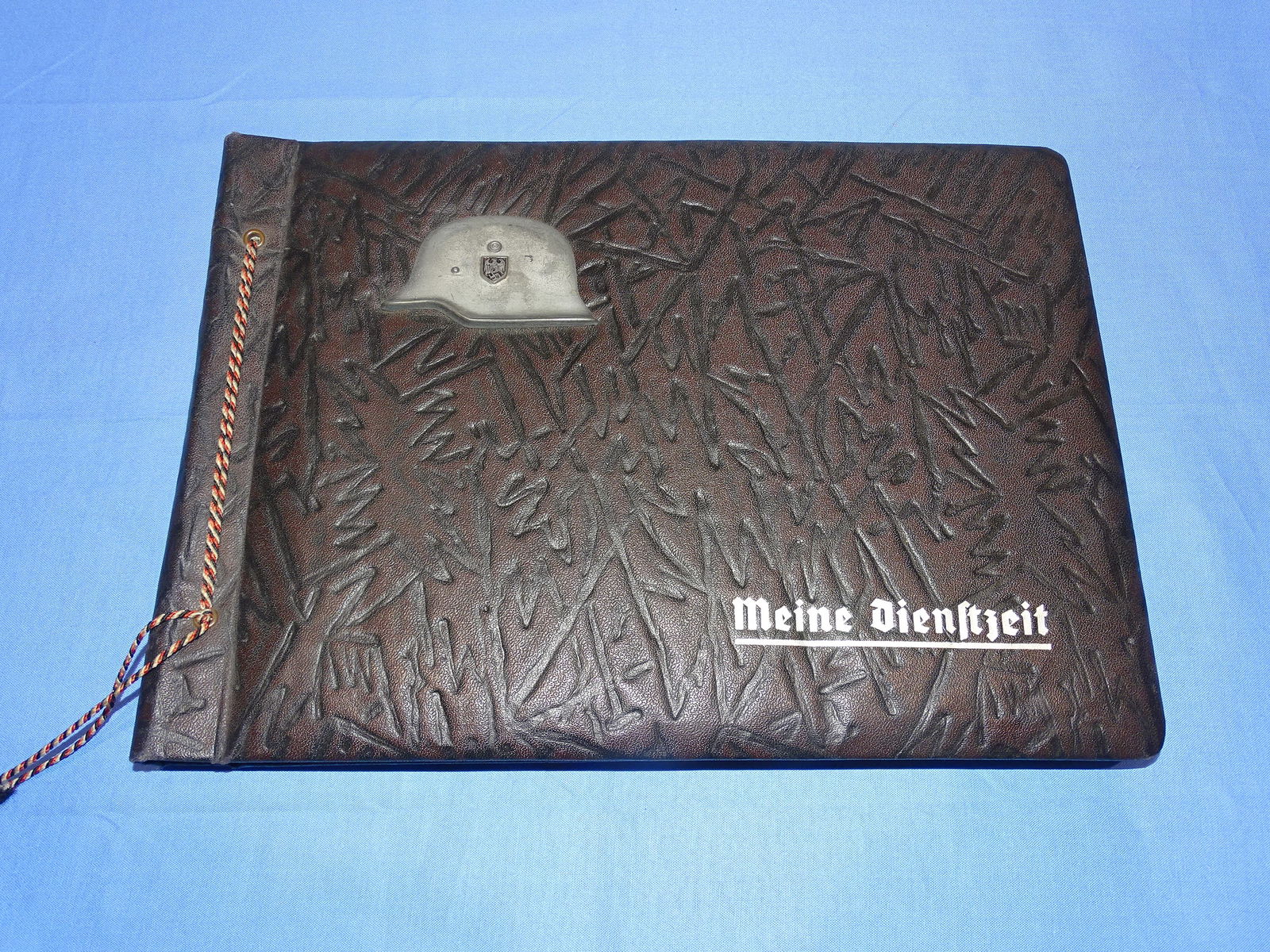 Rare WWII German SS Totenkopf Photo Album w/ 77 Pictures (1 of 18)
