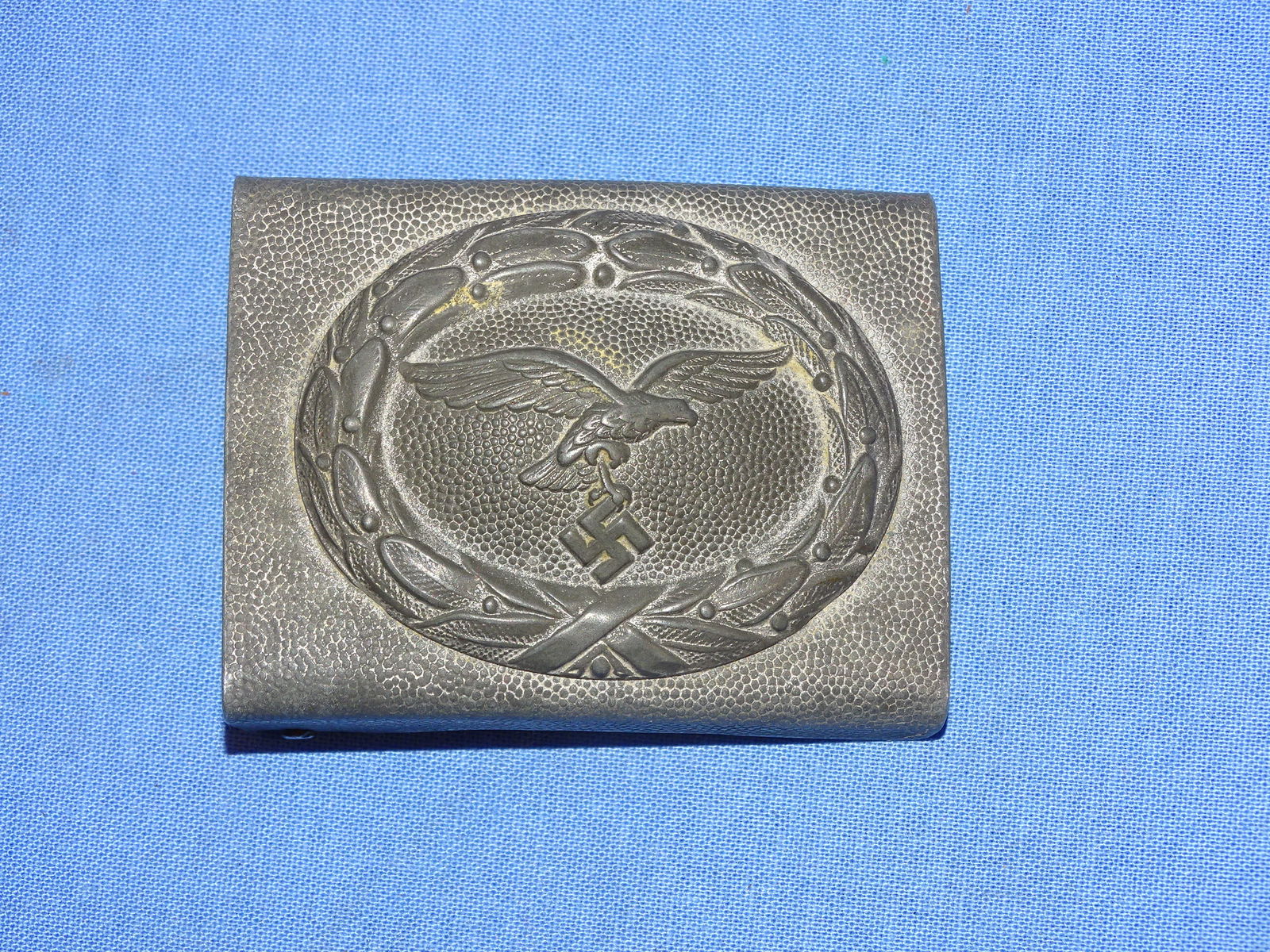WWII German LUFTWAFFE EM Belt Buckle (1 of 2)