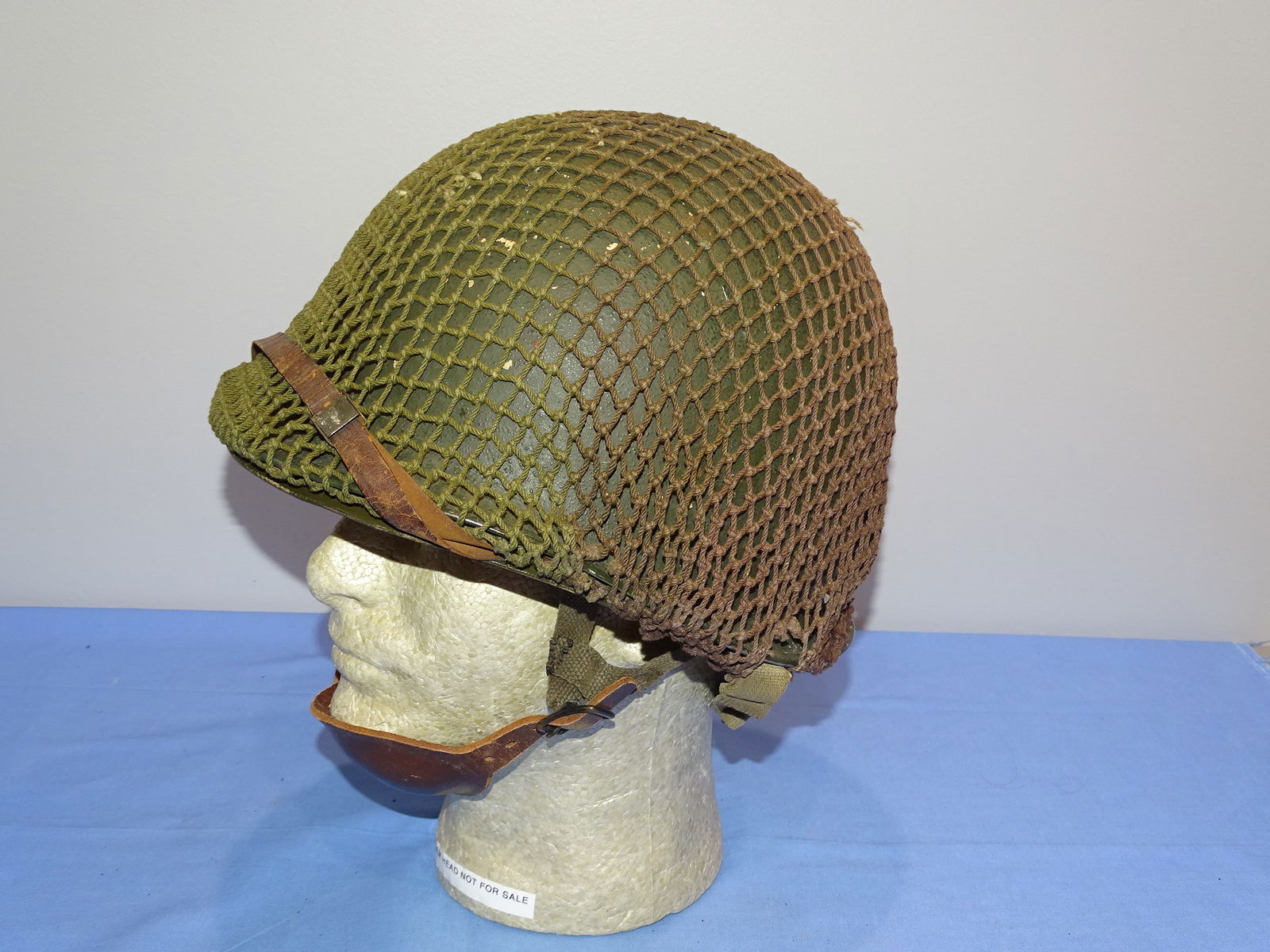 WWII US M1 Front Seam Fixed Bale Helmet w/ Net & Airborne Paratrooper Liner (1 of 13)