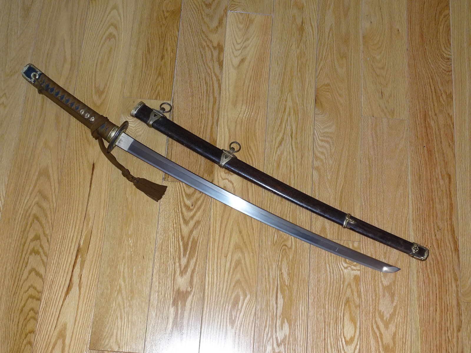 WWII Japanese Navy IJN Kai-Gunto Officer's Sword, Signed & Dated (1 of 15)