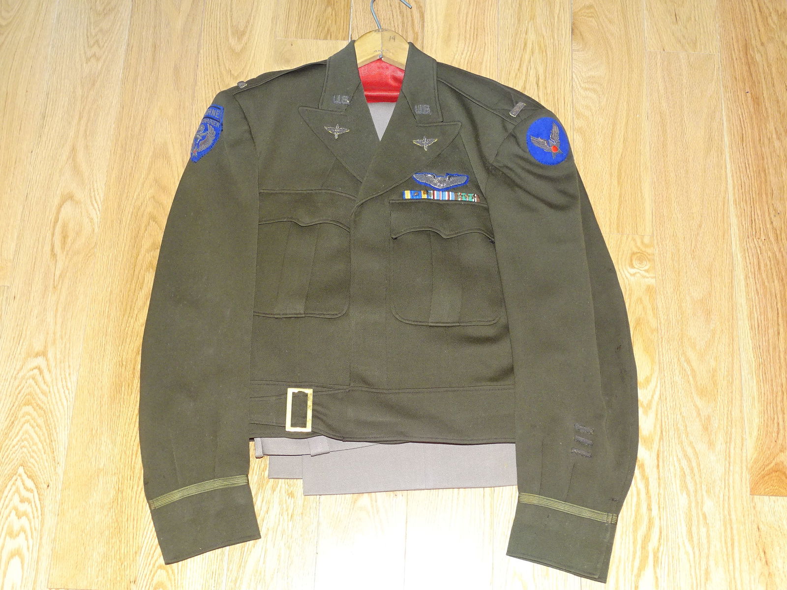 WWII U.S. AAF 349th Troop Carrier Group Pilot's Named Ike Jacket w/ Bullion Patches (1 of 12)