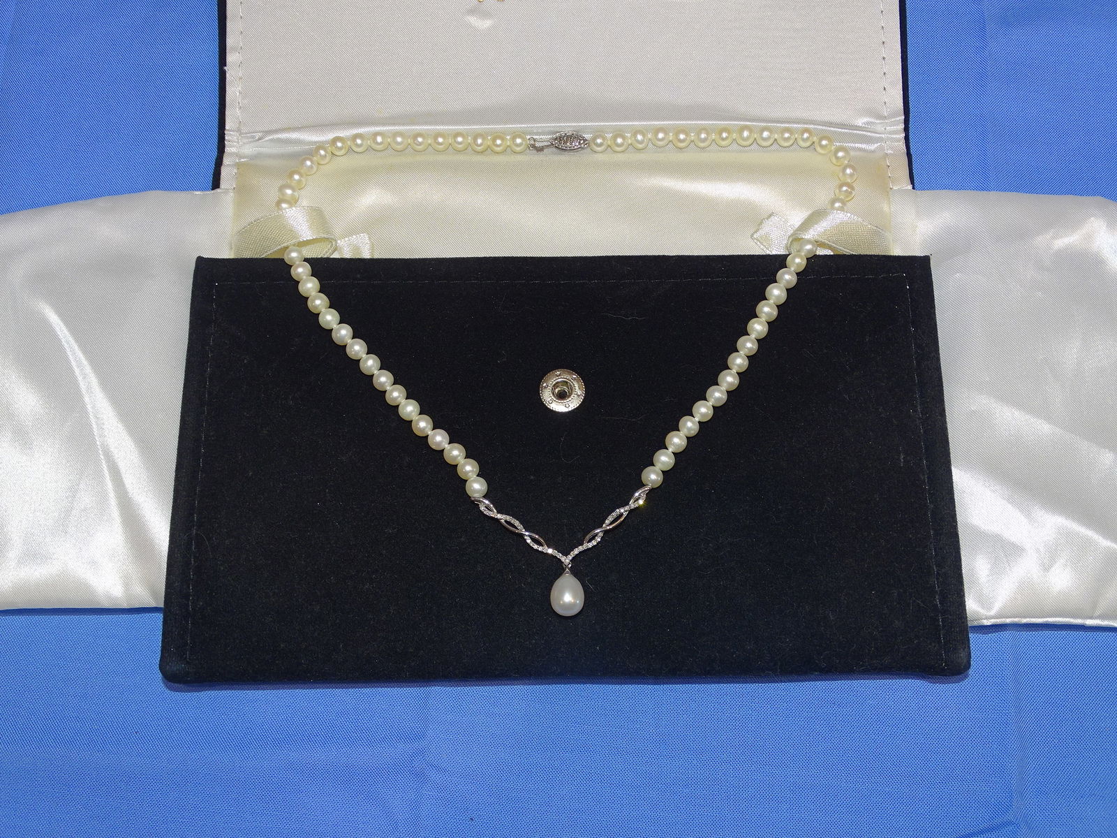 ALWAND VAHAN 10K White Gold & Diamond Pearl Y-Drop Necklace (1 of 8)