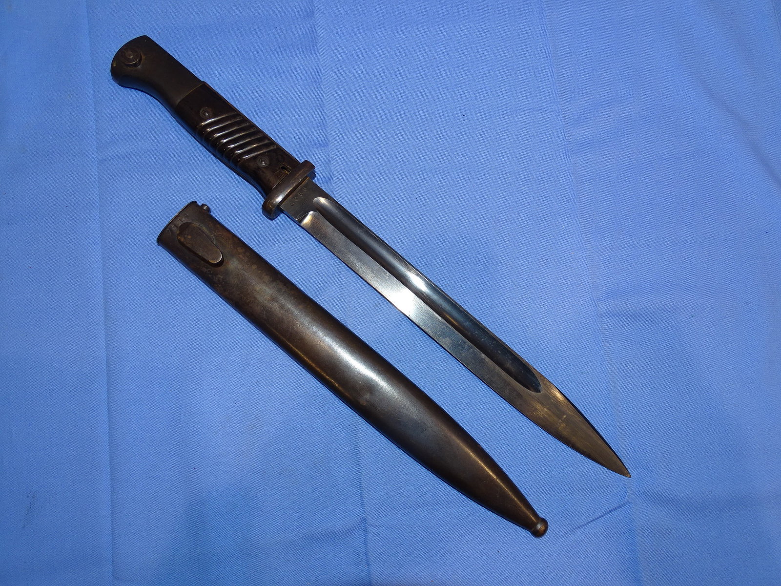 WWII German Nazi K98 K-98 Combat Bayonet cof41/42: NICE 100% ORIGINAL WWII GERMAN K98 BAYONET. NON-MATCHING NUMBERS.