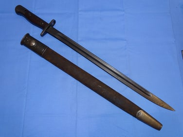 WWII Australian British Enfield Bayonet, AUSTRALIA Marked Grip