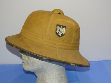 WWII German Army 1st Pattern Tropical Pith Helmet