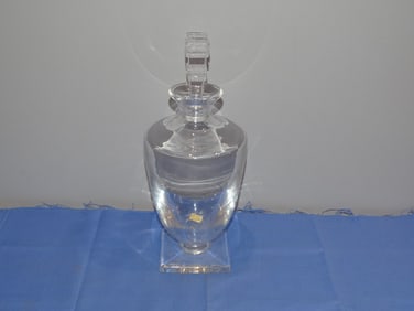 Beautiful Crystal LALIQUE ARGOS Decanter
