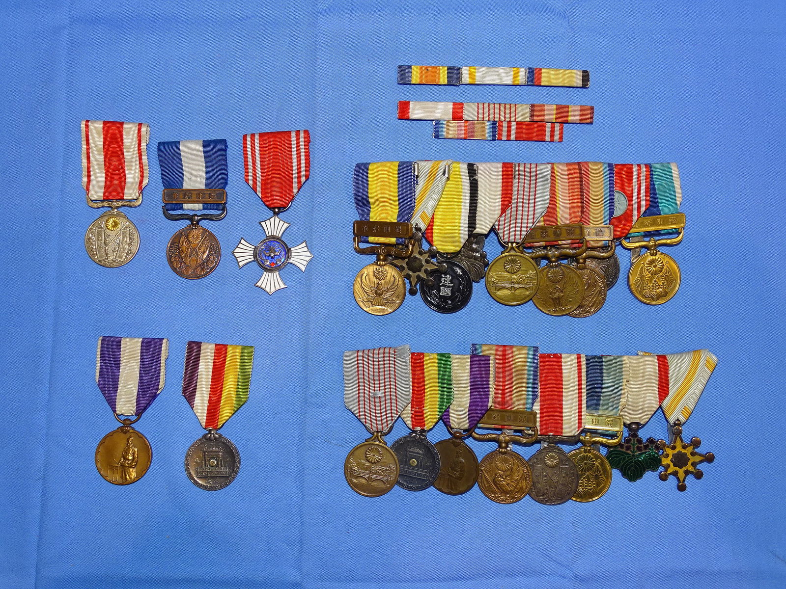 WWI - WWII Japanese 8 & 9 Place Medal & Ribbon Bar Lot (1 of 11)