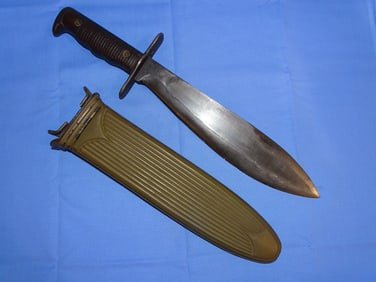 WWI M1917 Bolo Fighting Knife, 1918 A.C.Co in Experimental LF&C Metal Scabbard & CT Marked