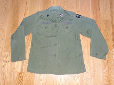 Vietnam War Era Nurse Officer's Jacket / Shirt w/ Insignia Patches, 1967 Dated