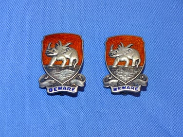 Rare WWII 771st Tank Destroyer Bn "BEWARE" Unit Crest DUI Pair, Sterling Newcomb