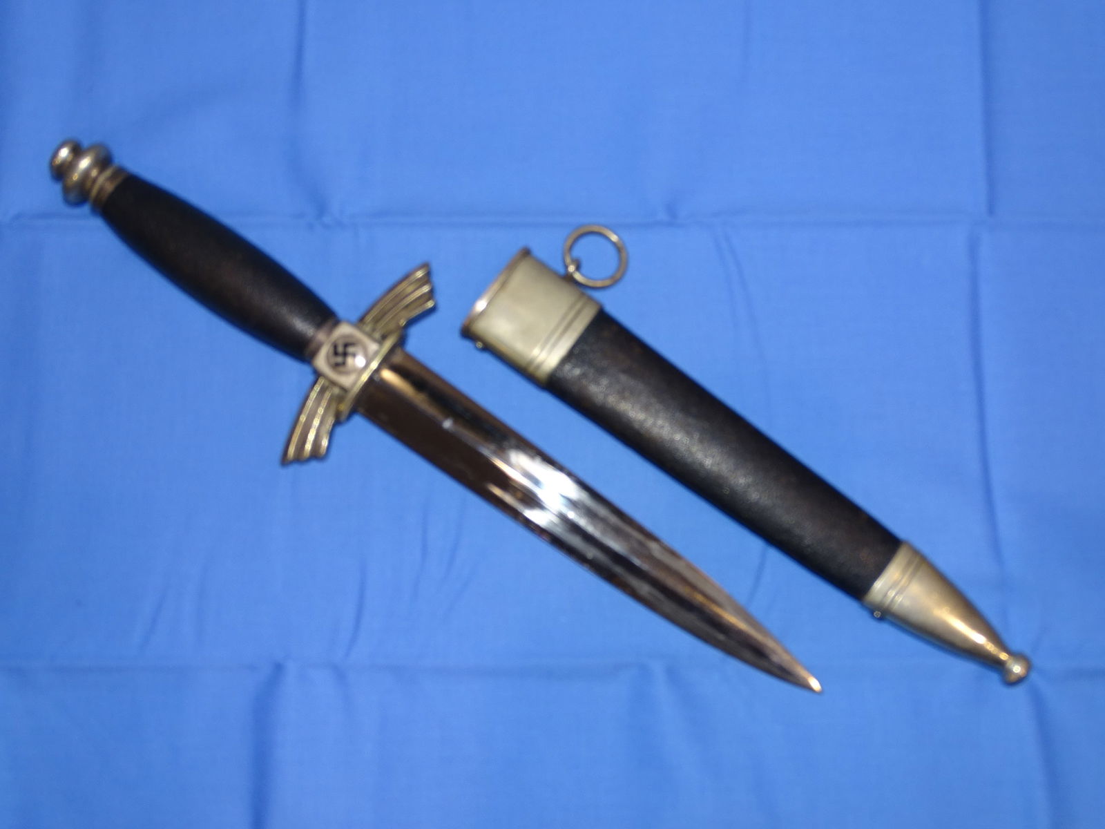 WWII German Dagger, DLV NSFK Flyer, Gebr. Heller Marienthal (Balloon Man) (1 of 11)