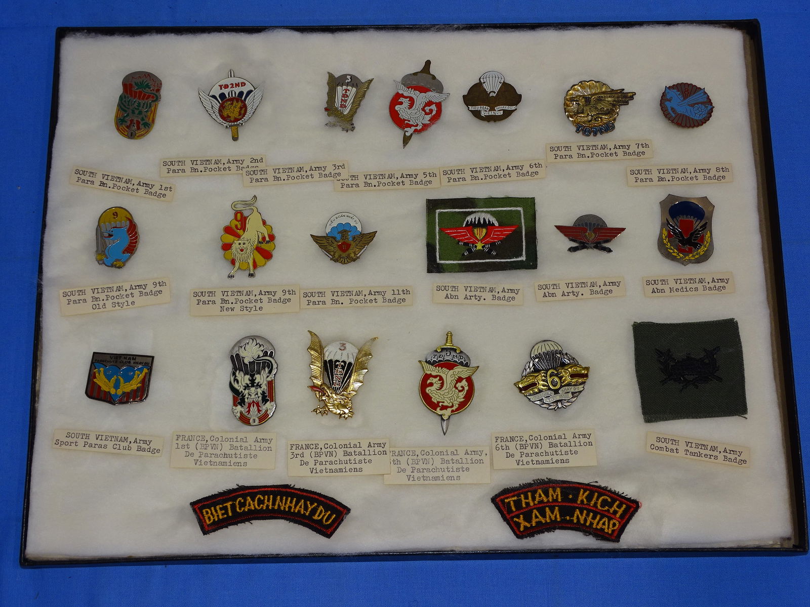 Vietnam War French Colonial, ARVN Cap Beret Badge & Beer Can Unit Crest Insignia Lot (1 of 10)