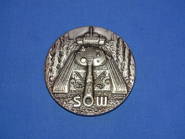 Rare WWII Polish Resistance SOW Table Medal Medallion w/ Tanks