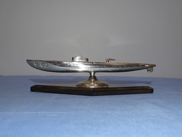 WWII USS Spearfish SS-190 Submarine Desk Model Plaque