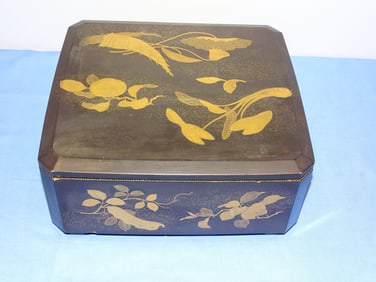 Antique Japanese Lacquer Box w/ Nashiji Ground Interior
