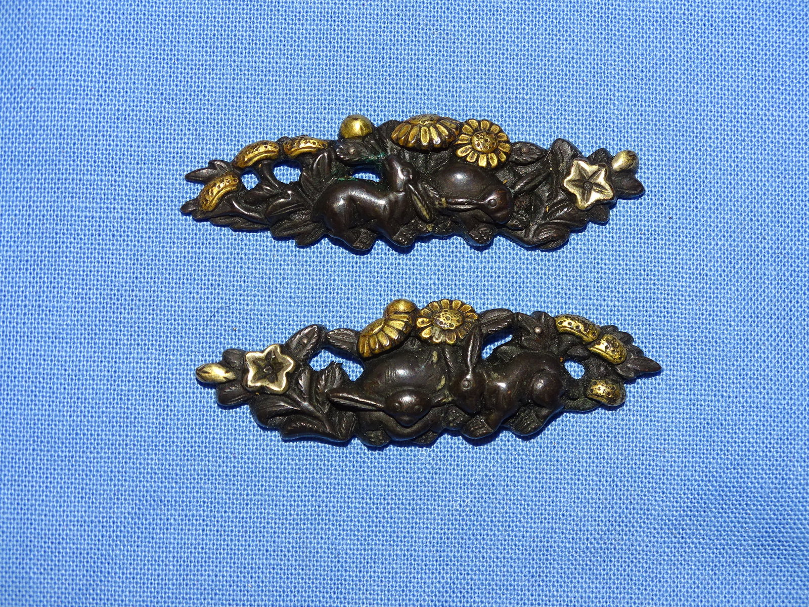 Japanese Samurai Sword Fittings, Menuki Matching Pair, Flowers: JAPANESE SAMURAI SWORD MENUKI, MATCHING PAIR OF FLOWERS.