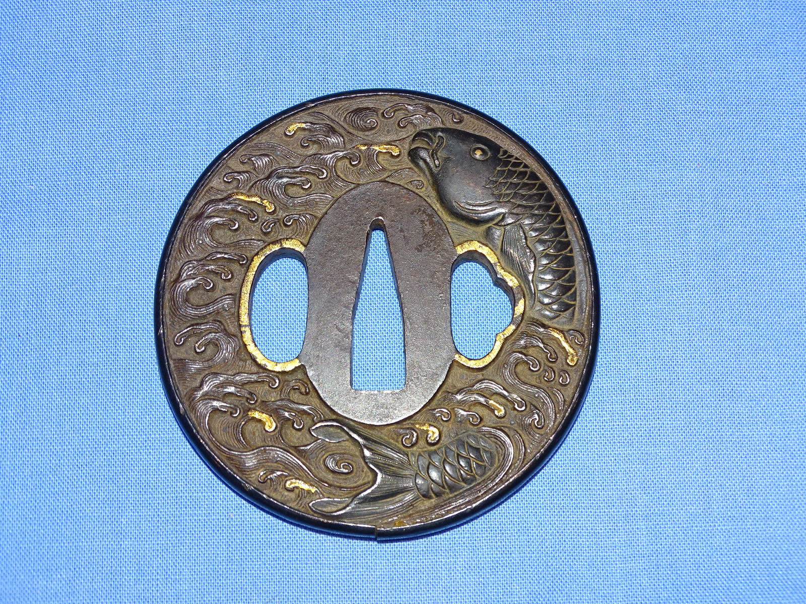 Japanese Samurai Sword Guard TSUBA, Iron w/ Shakudo Carp Koi Fish: JAPANESE SAMURAI SWORD TSUBA, IRON WITH SHAKUDO KOI FISH WITH GOLD GILT HIGHLIGHTS AMONGST WAVES. AND SHAKUDO RIM.