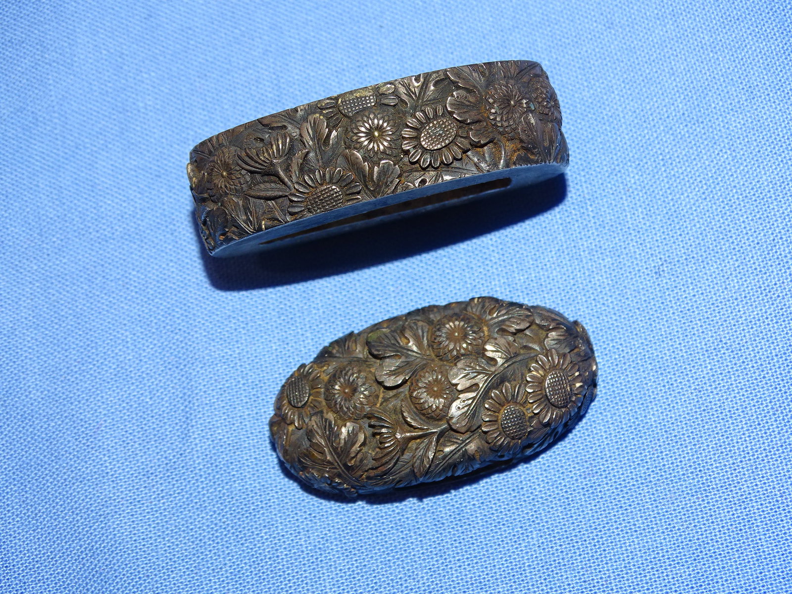 Japanese Samurai Sword Fittings, Silver FUCHI KASHIRA, Signed NOMURA MASATAKA (1 of 7)