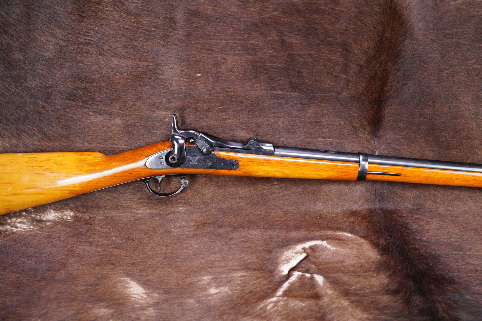 US Army Indian Wars M-1884 "Trapdoor" Springfield .45-70 Single Shot Rifle 1890 Antique: Make: Springfield Armory Model: 1884 "Trapdoor" Rifle Serial Number: 498053 Year of Manufacture: The serial number dates this rifle to late 1890, Antique <