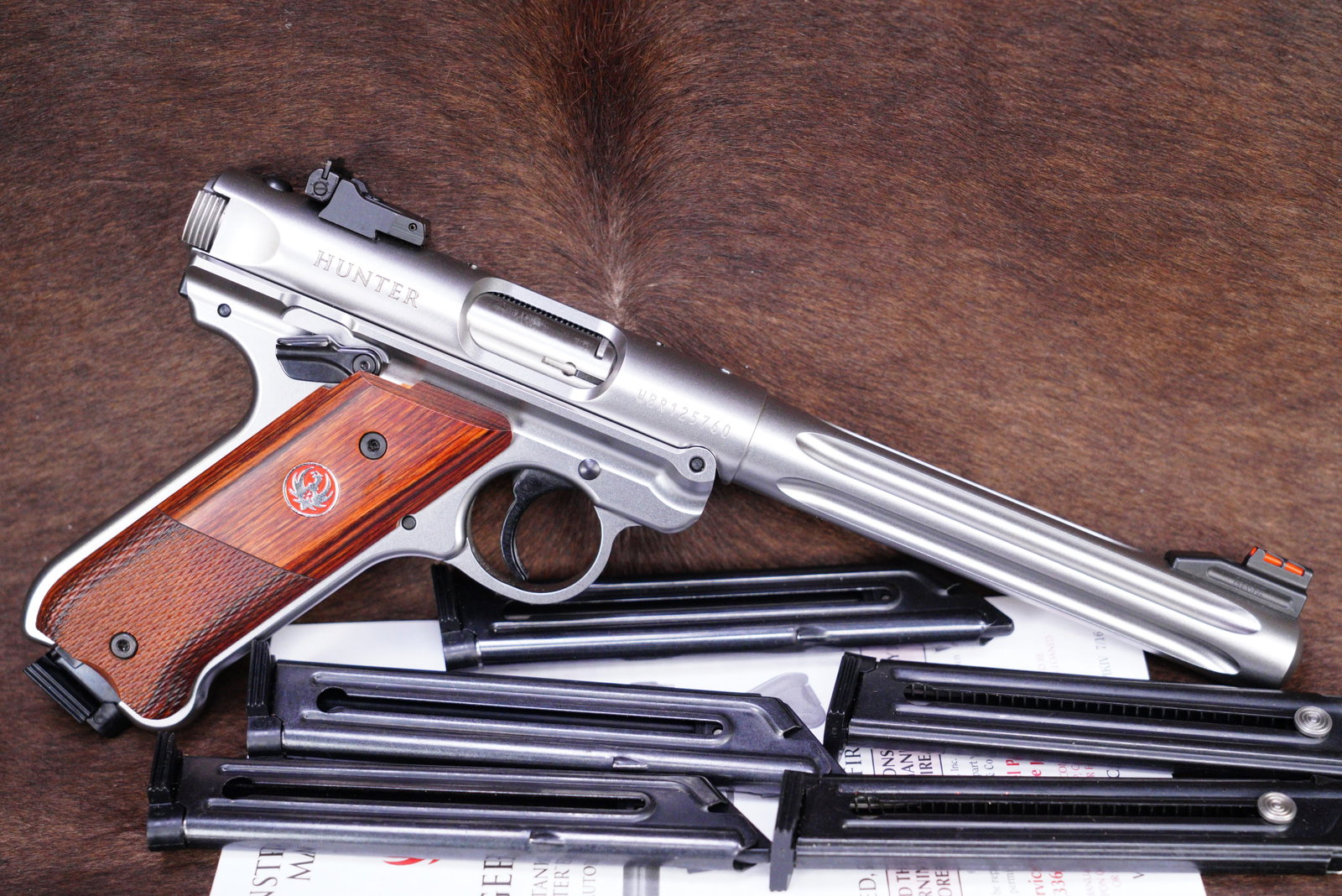 Ruger 2010s Mark IV Hunter 40118 .22 LR 6.88" Semi-Auto Pistol 2016 NO CA: NO CALIFORNIA SALE Make: Sturm, Ruger & Co. Model: Mark IV Hunter (40118) Serial Number: WBR125760 Year of Manufacture: 2016