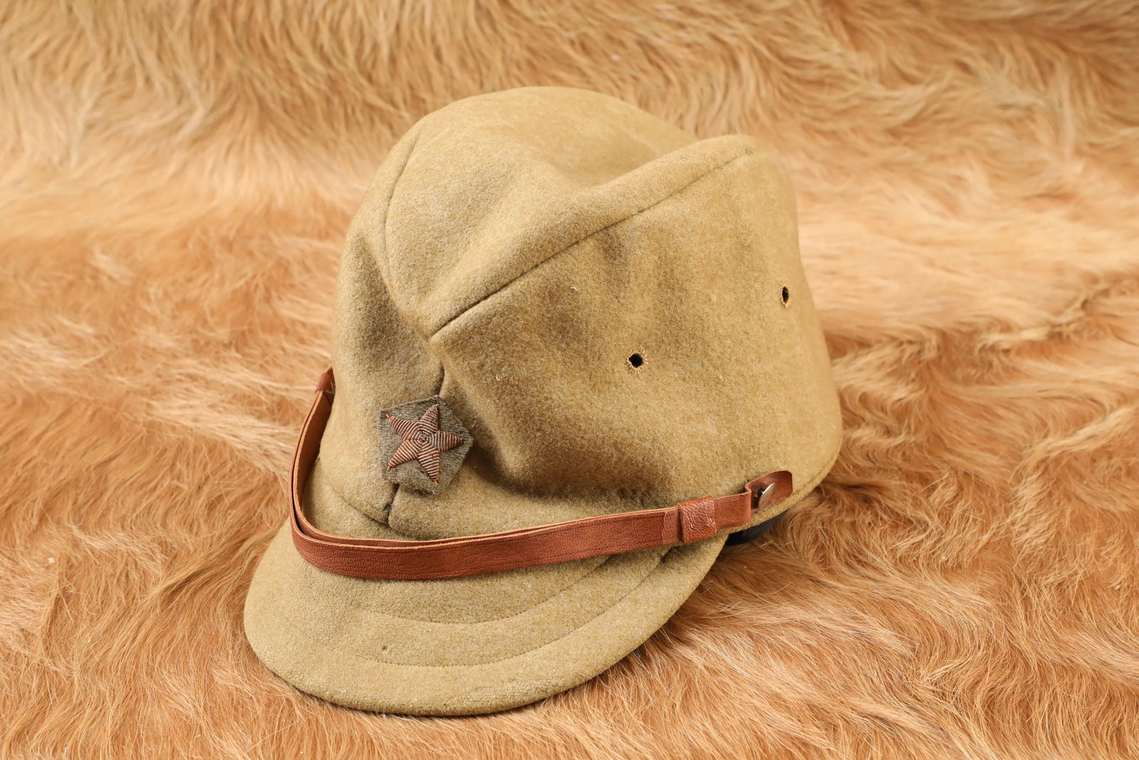 Imperial Japanese Army WW2 Officer Bullion Star Badged Wool Felt Field Hat: The Japanese soldier of WW2 was a resourceful, resilient fighter, loyal to his Emperor and willing to undergo tremendous hardships. He would, as John Wayne once said, "just as soon die as stick a nick