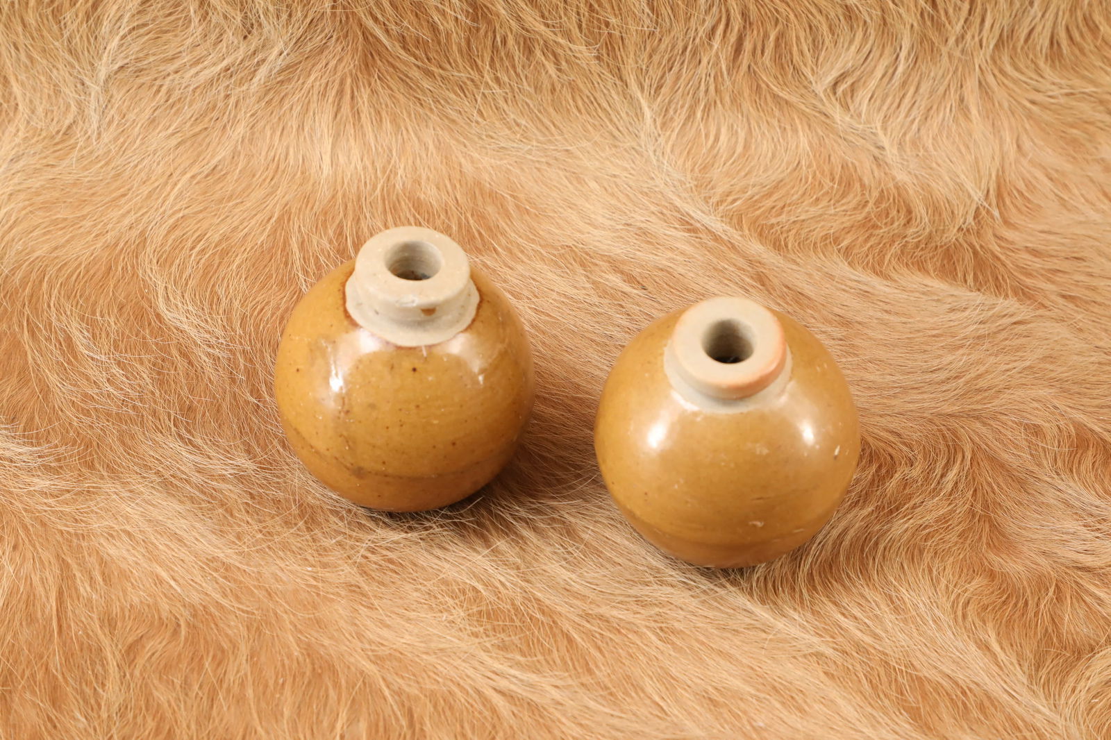 Pair of Imperial Japanese WW2 Type 4 “Last Ditch” Glazed Porcelain Ceramic Hand Grenades: As the war moved closer to Japan in late 1944 and early 1945, the Japanese began to prepare their soldiers, home guard, and civilian population for the seemingly inevitable US invasion of the Japanese