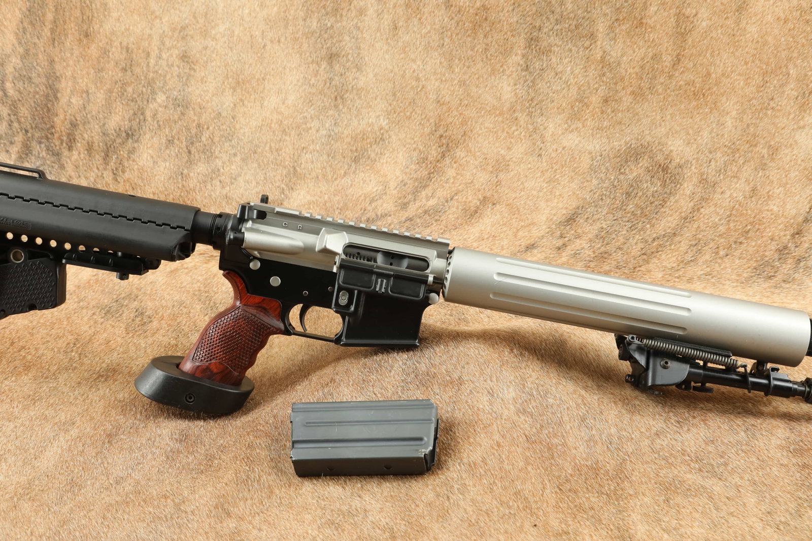 Custom Colt CAR-A3 HBAR Elite 5.56 NATO 24” Heavy Barrel Semi-Auto AR15 Style Target Match: Make: Colt Model: CAR-A3 HBAR Elite (Model Number CR6724) Serial Number: BK014178 Year of Manufacture: 2009 (verified by Colt serial number lookup) Caliber: 5.56 NATO (.223 Rem.) Action Type: Semi-Aut
