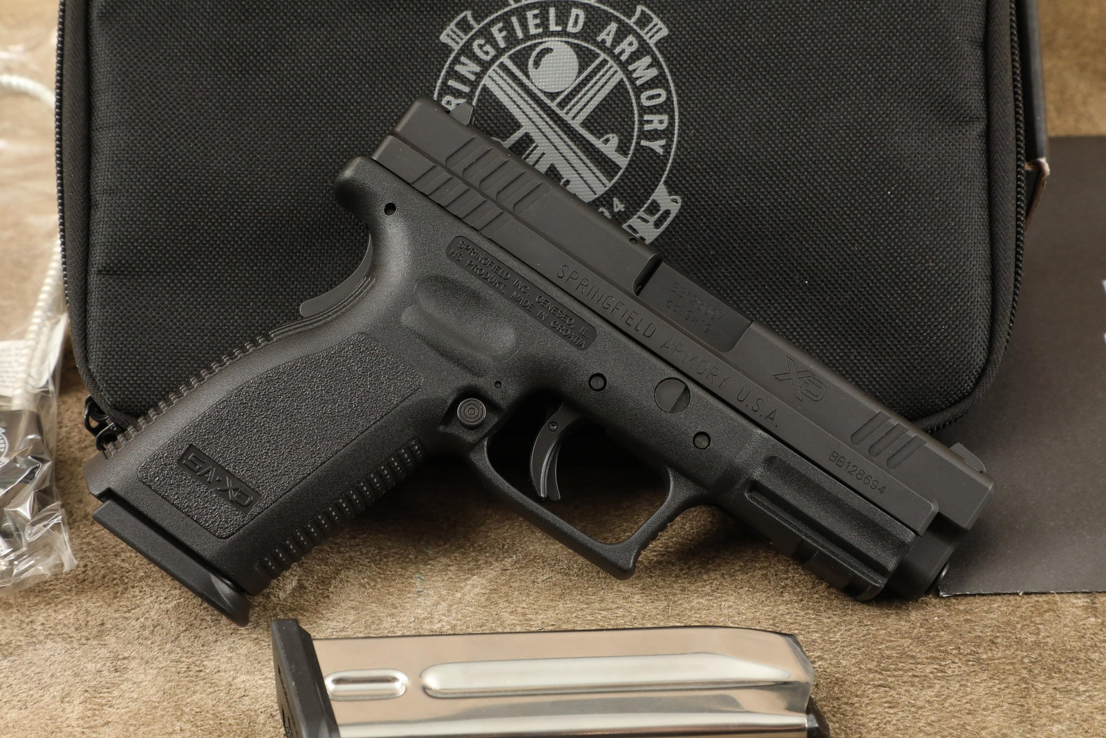 Springfield XD-9 XD9101 9mm 4" Semi-Automatic Pistol, Original Packaging, 2 Magazines (1 of 20)