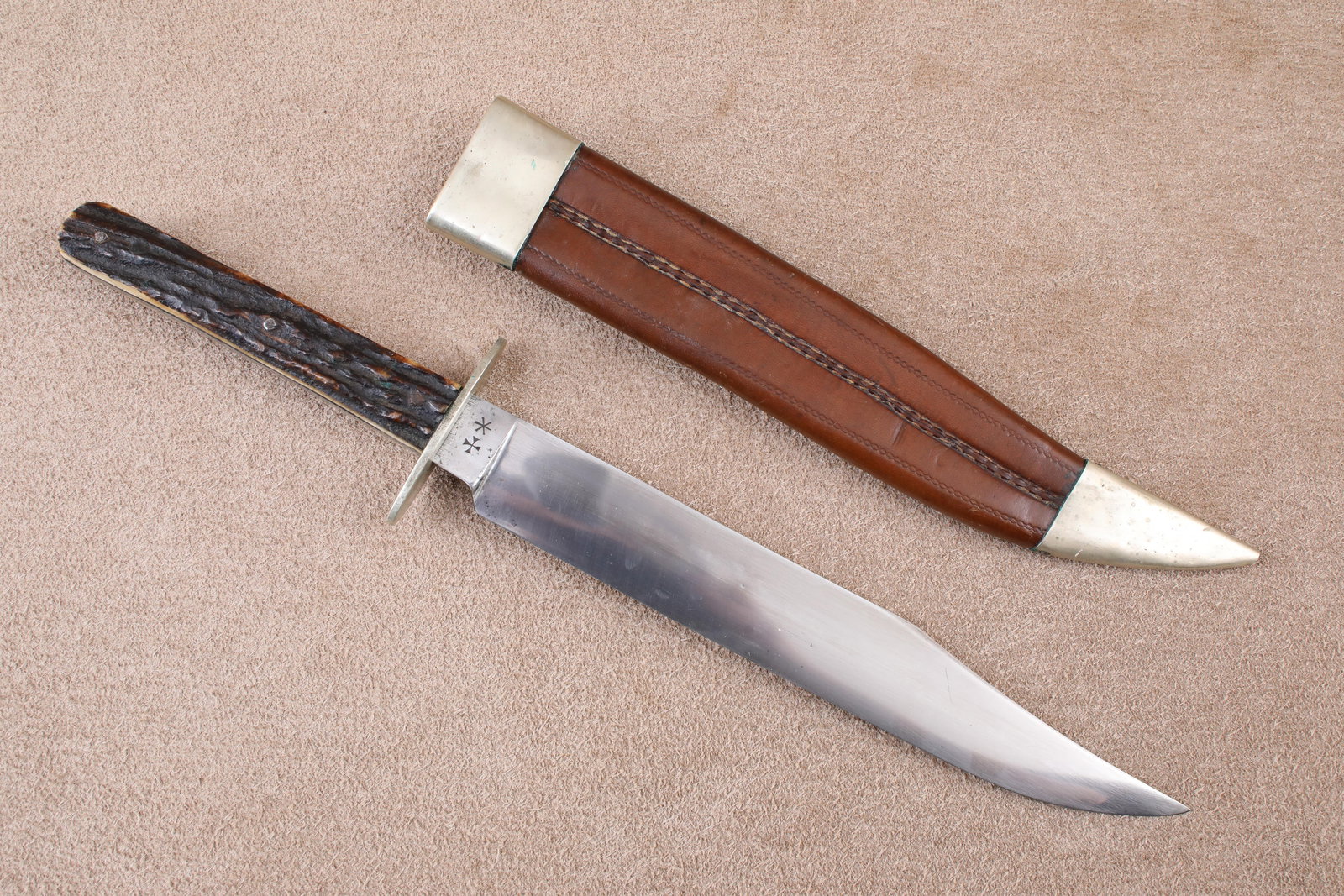 Antique 1890s 1900s Old West Joseph Rodgers & Sons Stag Handle English Bowie Knife, Sheath: In-House Shipping: $15.00 + 1.5% Shipping Insurance Very Good Condition. Some light sharpening and nicking to the blade edge. Some cleaning, scratching, and scattered pitting to the blad