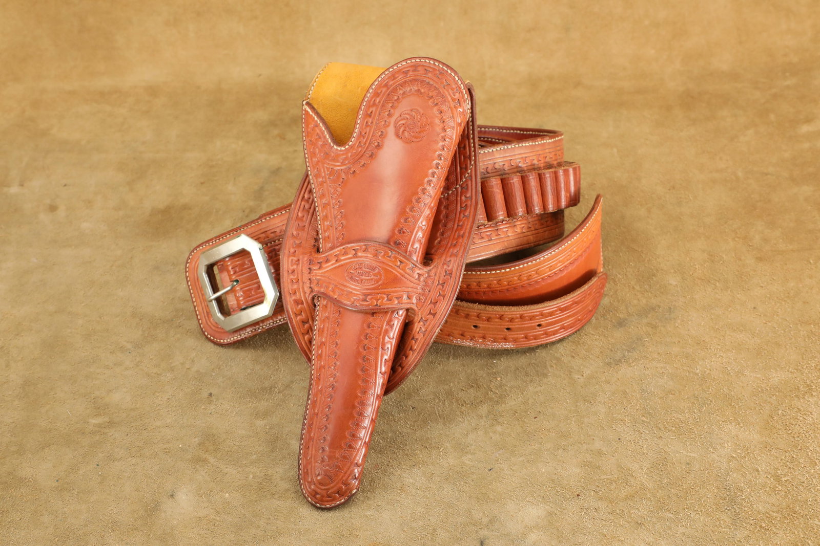 J.C. Ennis Tooled Leather 5 1/2" Colt SAA Double Holster Cartridge Belt Rig, 38-44" Waist (1 of 20)
