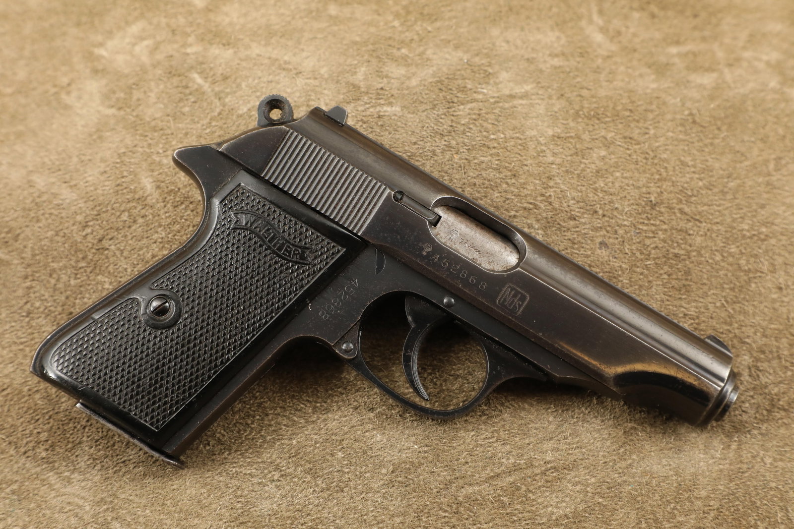 West German Niedersachsen Police Walther PP .32 ACP 7.65mm Semi-Auto Pistol, 1976 (1 of 17)