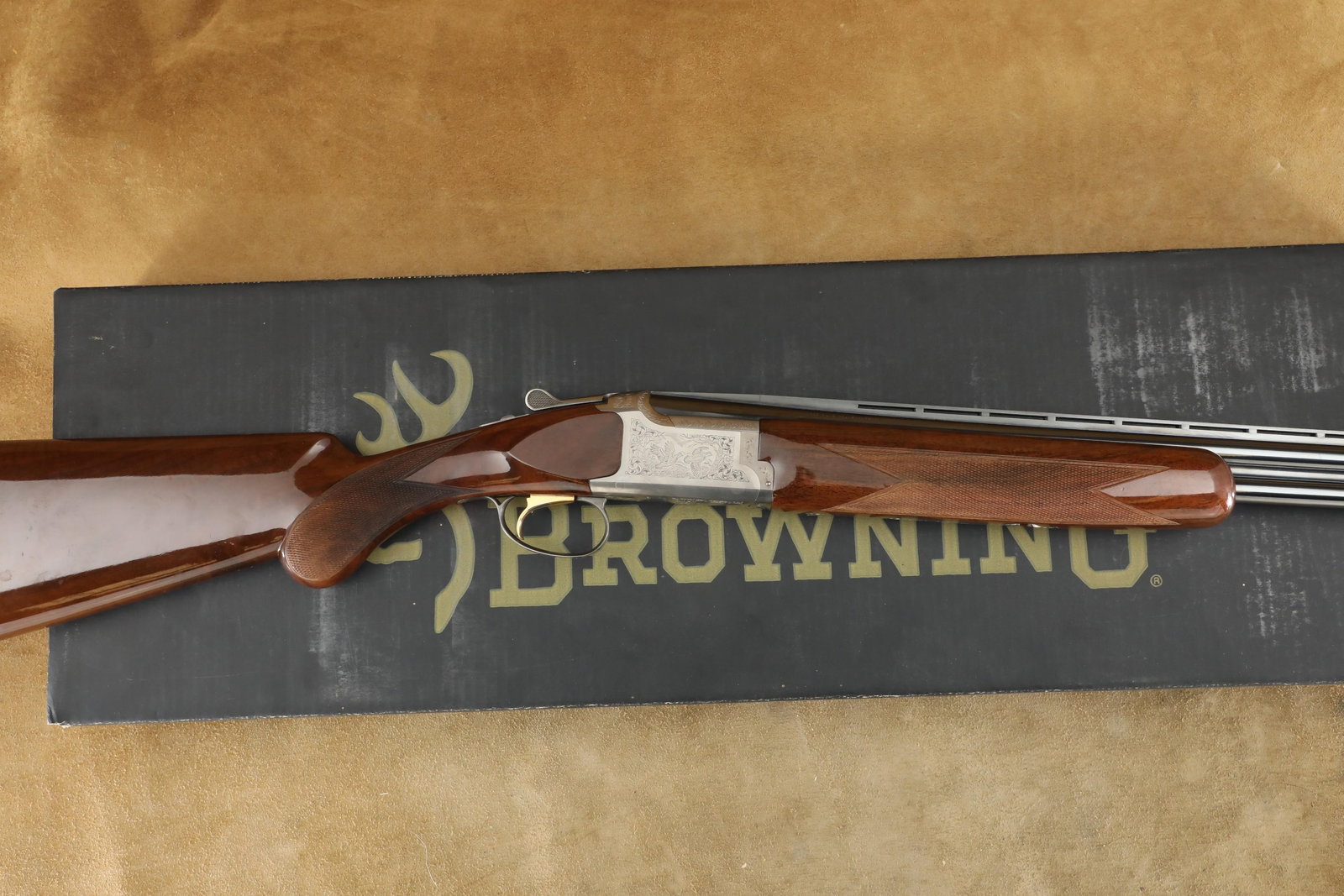 Browning Citori Grade 3 Lightning Field 26" 28 Gauge Over Under Invector Choked Shotgun, MFD 1998 (1 of 20)