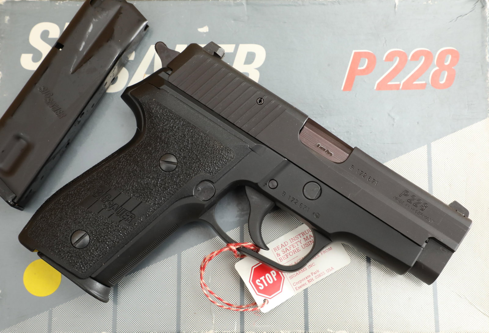 Boxed West German Sig Sauer Model P228 9mm Luger 3.9" Semi Automatic DAO Pistol, 1992 (1 of 20)