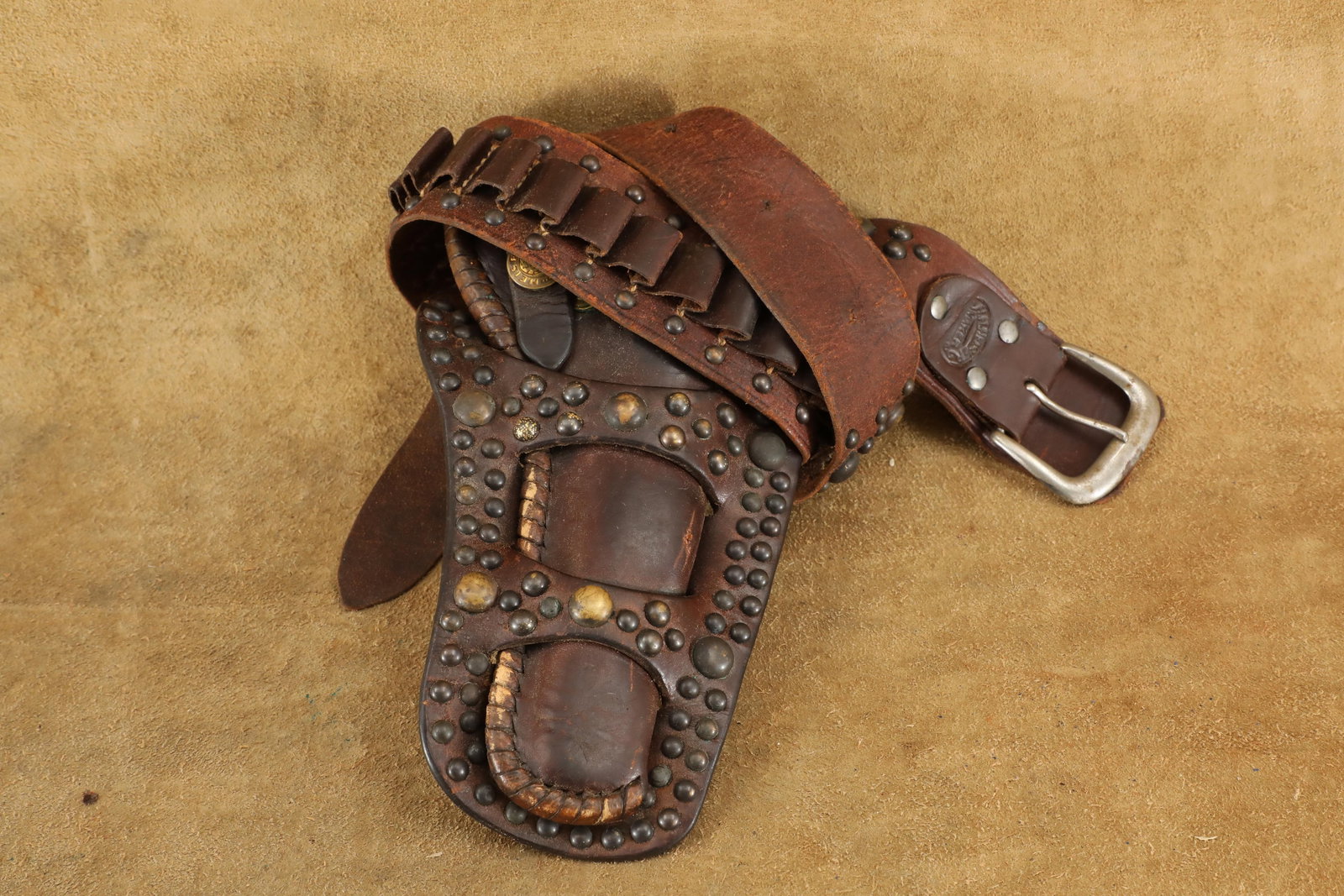 Vintage 1930s H.H. Heiser Brass Stud Decorated 5" Barrel Medium Frame Revolver Holster & Belt Rig (1 of 16)