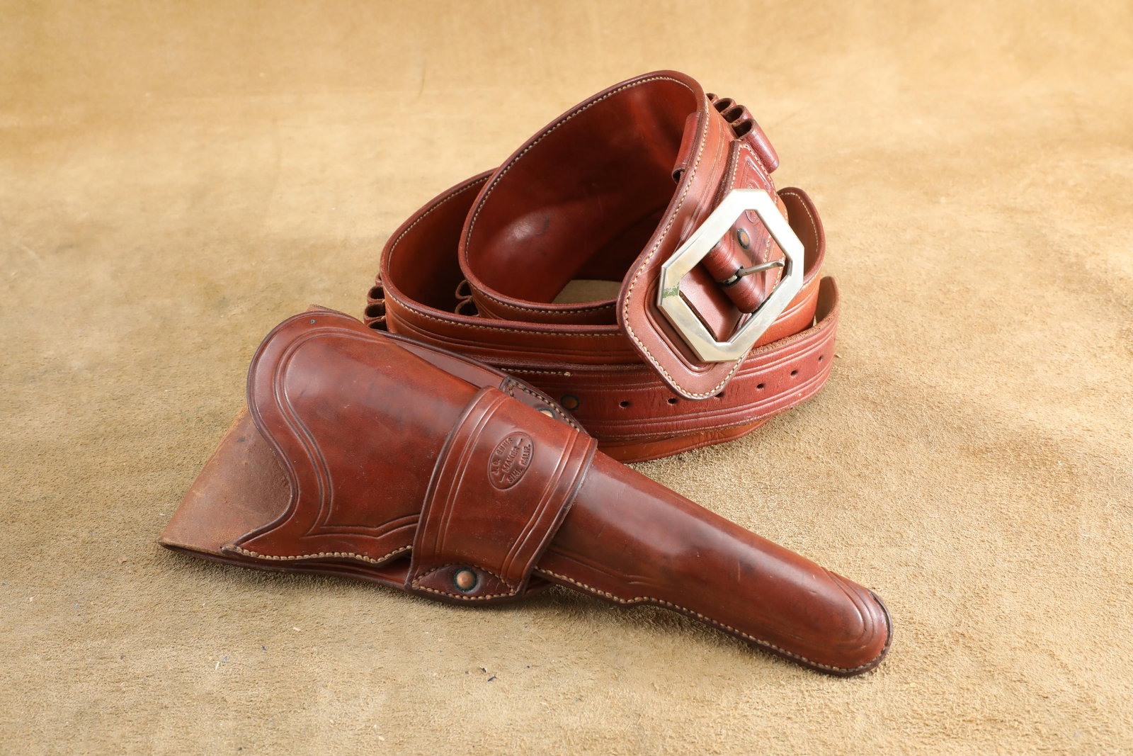 J.C. Ennis Brown Leather Cartridge Belt & Holster For 7.5" Colt Single Action Army, 48" Long Belt (1 of 20)