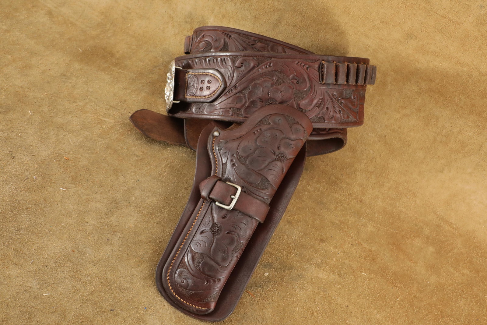 Vintage H H Heiser #62-36 Ammo Belt, Rare Nickel Plated Buckle & #758 4 3/4" Colt SAA Holster (1 of 17)