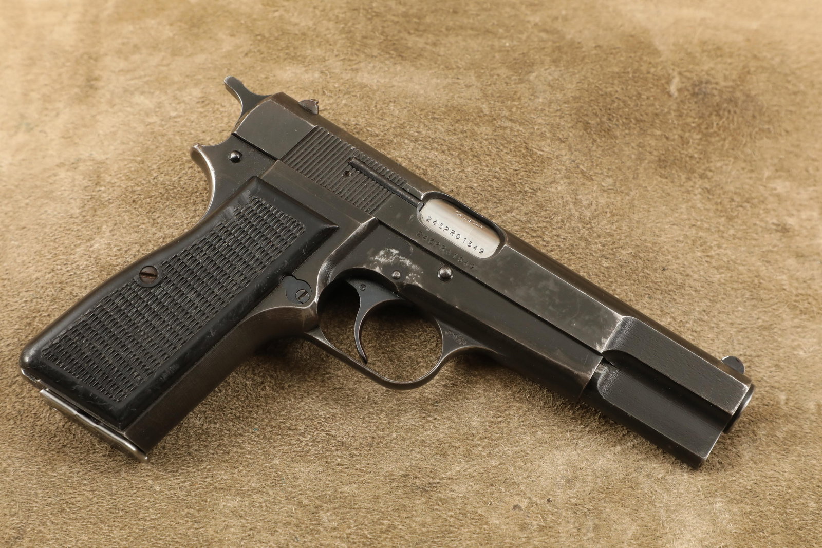 Belgian Fabrique Nationale FN Hi Power Browning Patent 9mm Luger 4.6" Semi Auto Pistol, 1987 (1 of 20)