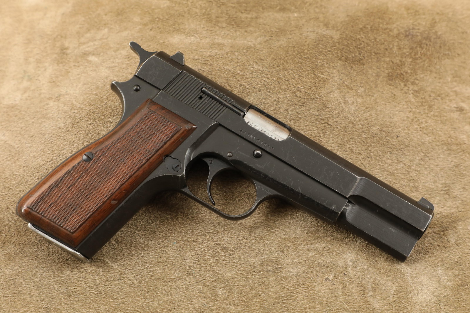 Belgian Fabrique Nationale FN Hi Power Browning Patent 9mm Luger 4.6" Semi Auto Pistol, 1992 (1 of 20)