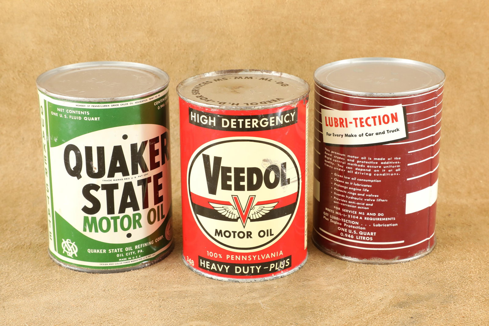 Vintage Lot Of 3 Unopened Quart Size Quaker State, Veedol, Phillips 66 Oil Cans (1 of 20)
