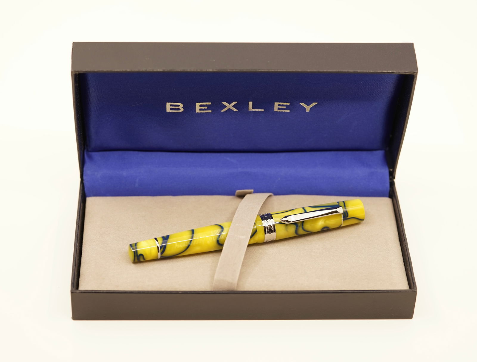 Bexley 10th Anniversary LE Poseidon Fountain Pen (1 of 5)