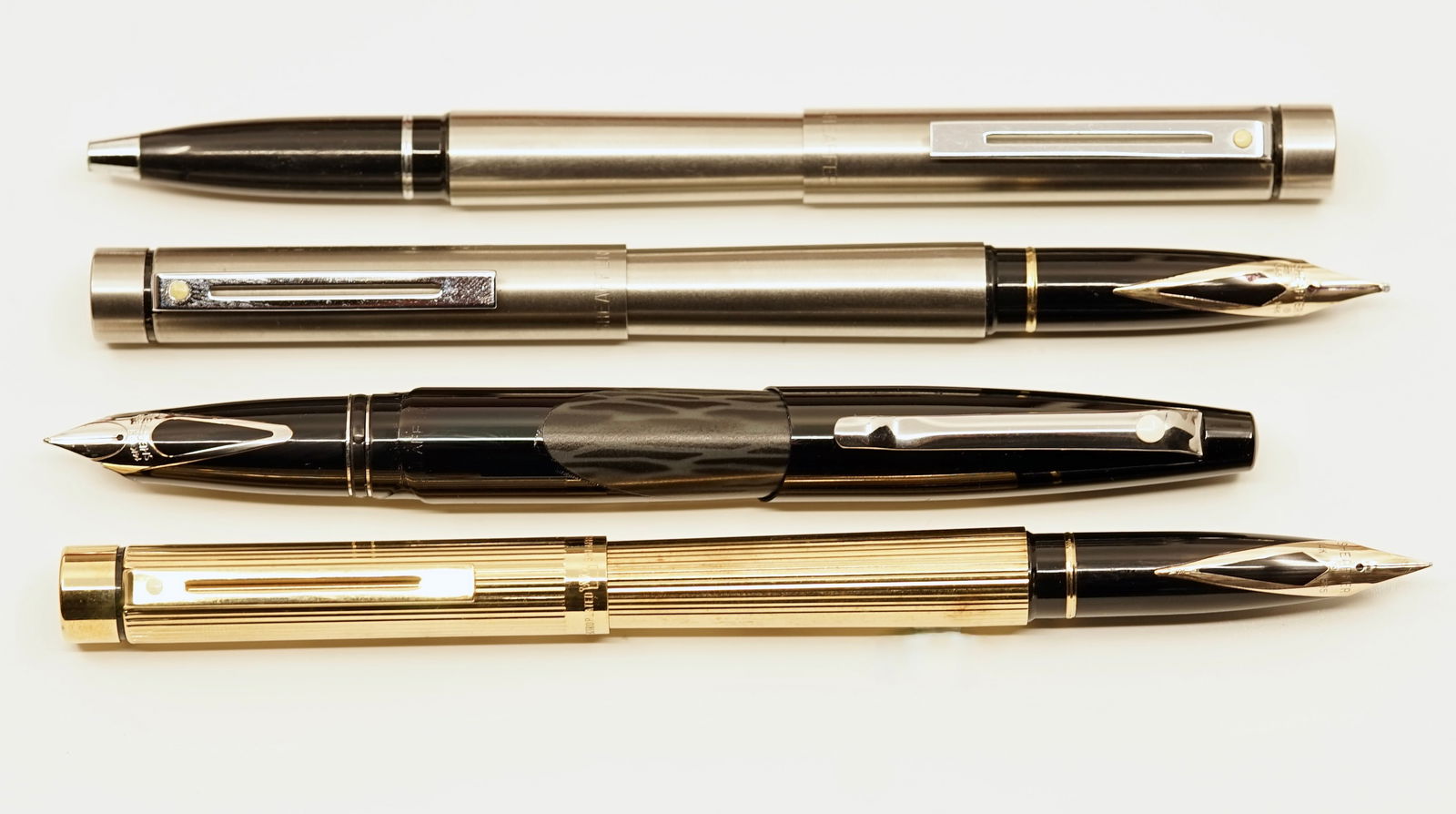 Sheaffer Intrigue and Targa Fountain Pen Lot (4) (1 of 2)