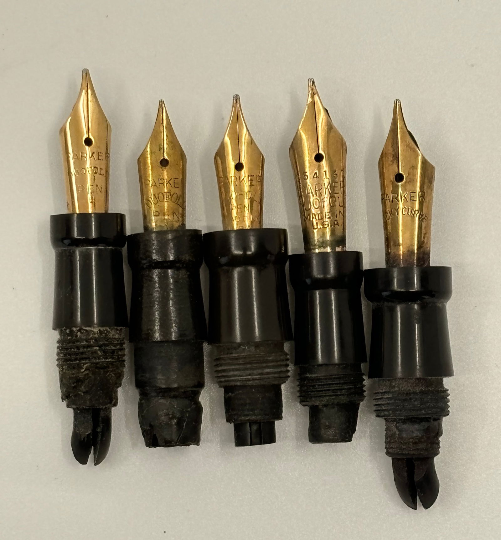 Parker Duofold Lucky Curve Fountain Pen Nibs (5) (1 of 1)