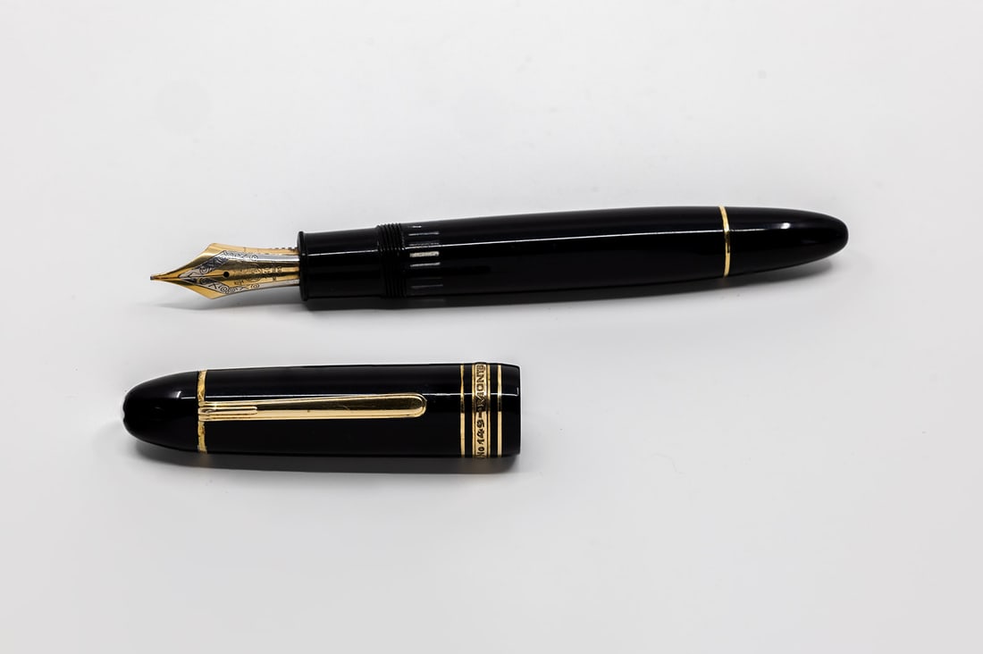 Montblanc 149 1960’s Tri-Tone Stub Nib Fountain Pen (1 of 5)