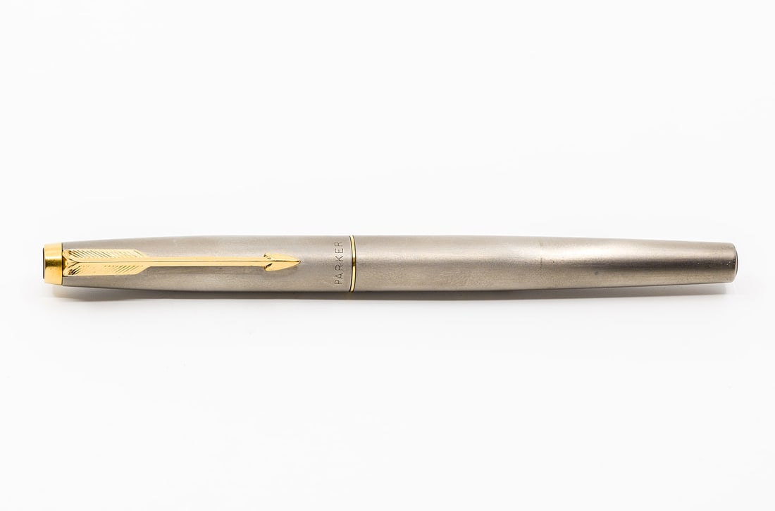 Parker T1 Rollerball Pen (1 of 2)