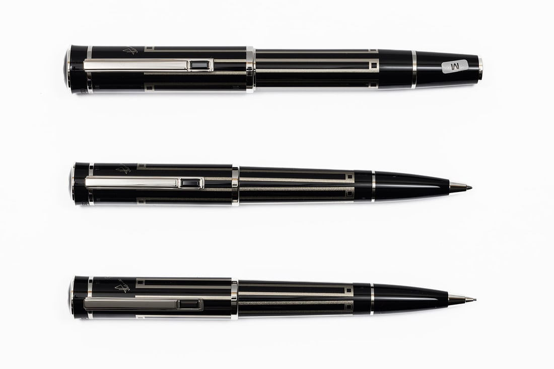Montblanc Thomas Mann 3-Piece LE Fountain Pen Set, Boxed: 2009 Montblanc Thomas Mann 3-Piece Writers Series limited edition fountain pen set, with box, outer box and certificate booklet. The platinum-plated inlays in the rich black lacquer of this set are in